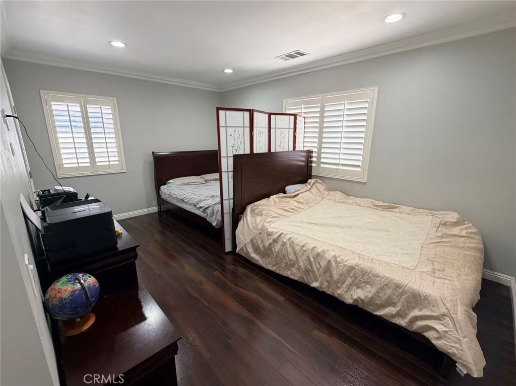 2622 La Presa Property Photo 19
