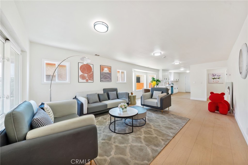 1132 W 55th Street Property Photo 1