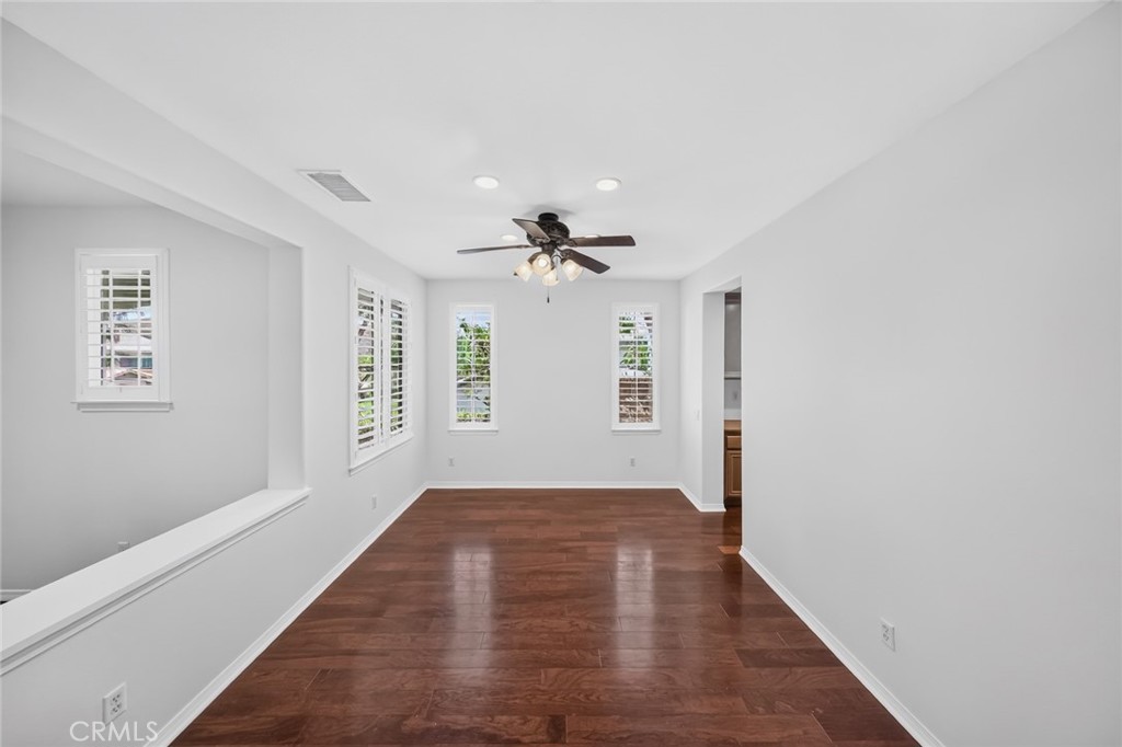 5533 Pine Avenue Property Photo 12