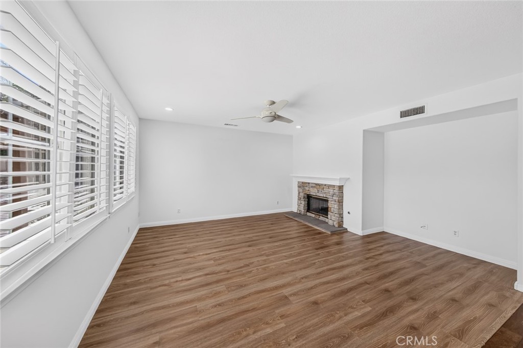5533 Pine Avenue Property Photo 18