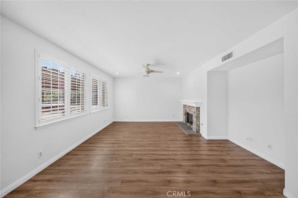 5533 Pine Avenue Property Photo 19