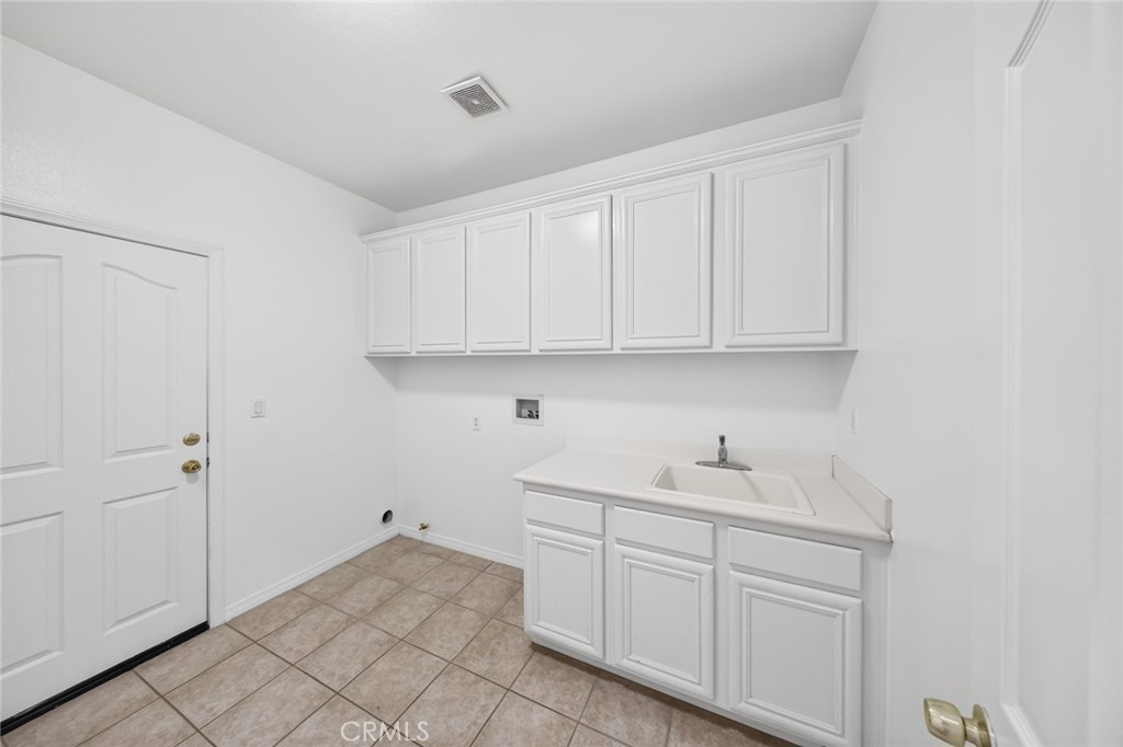 5533 Pine Avenue Property Photo 21