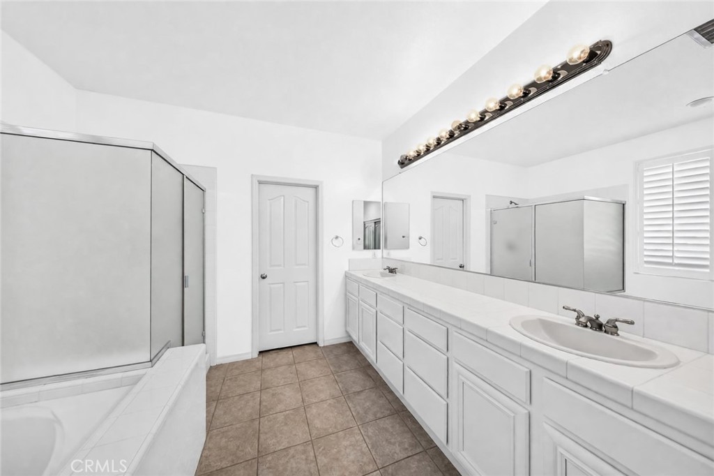 5533 Pine Avenue Property Photo 25