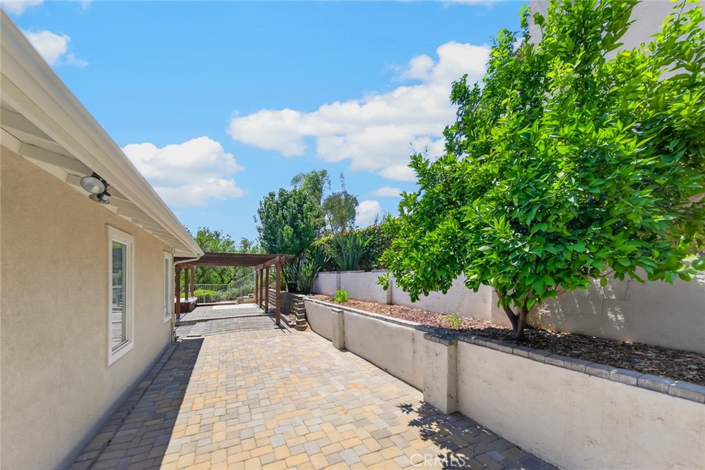 5533 Pine Avenue Property Photo 45