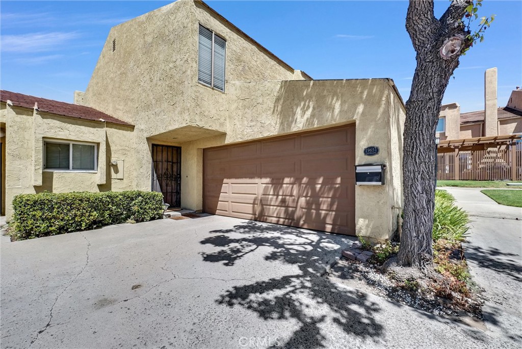 19651 Castellana Property Photo 1