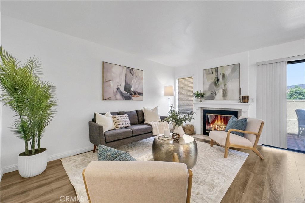 19651 Castellana Property Photo 4