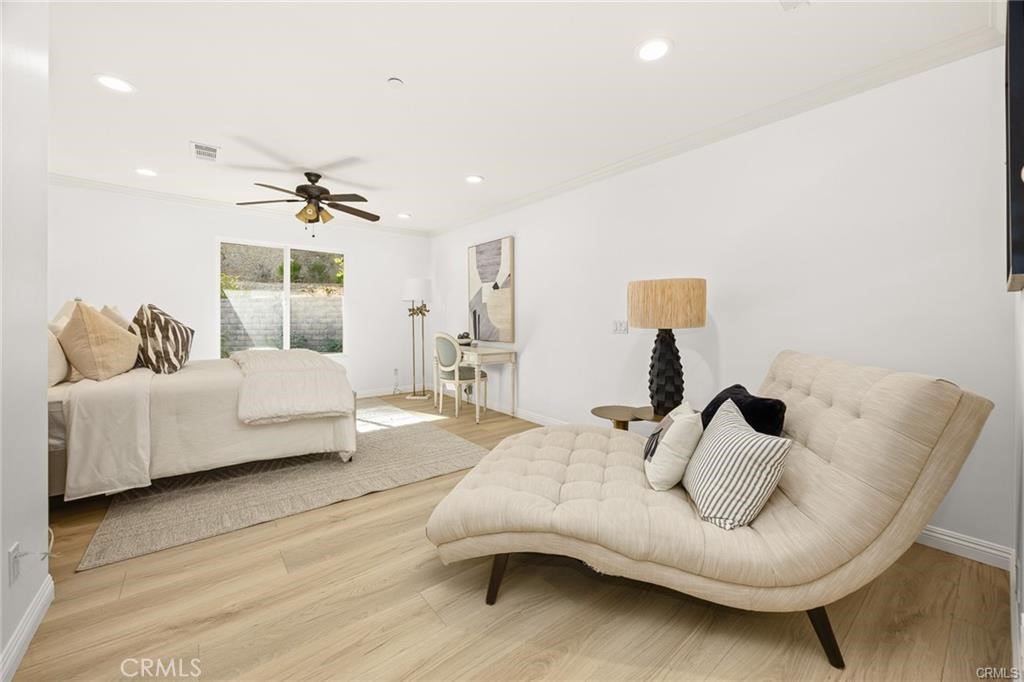2047 Carolwood Drive Property Photo 13