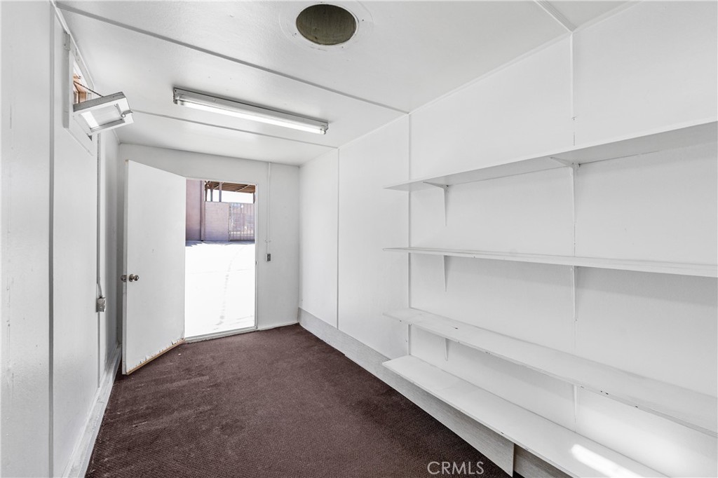400 W Andrix Property Photo 33