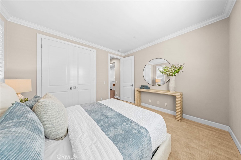 63 Rossmore Property Photo 4