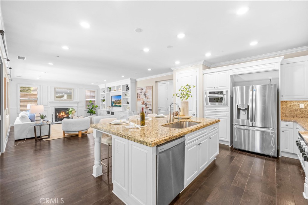 63 Rossmore Property Photo 11