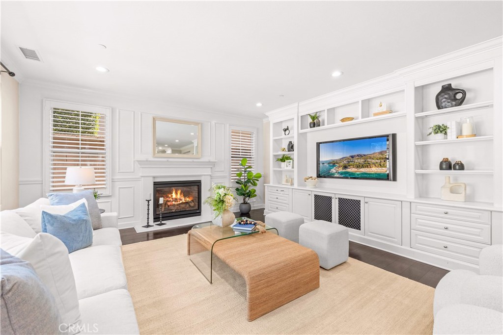 63 Rossmore Property Photo 15