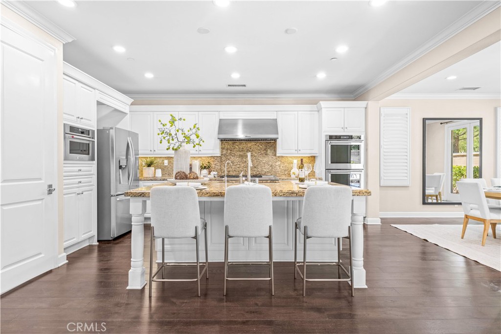 63 Rossmore Property Photo 16