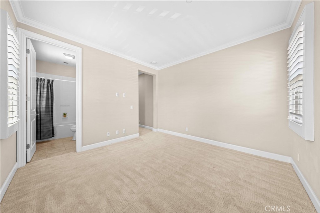 63 Rossmore Property Photo 26