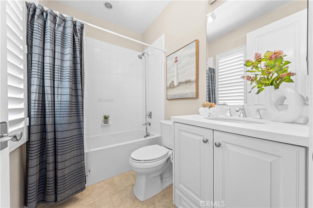63 Rossmore Property Photo 27