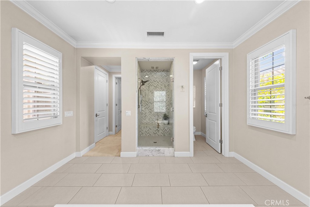 63 Rossmore Property Photo 41