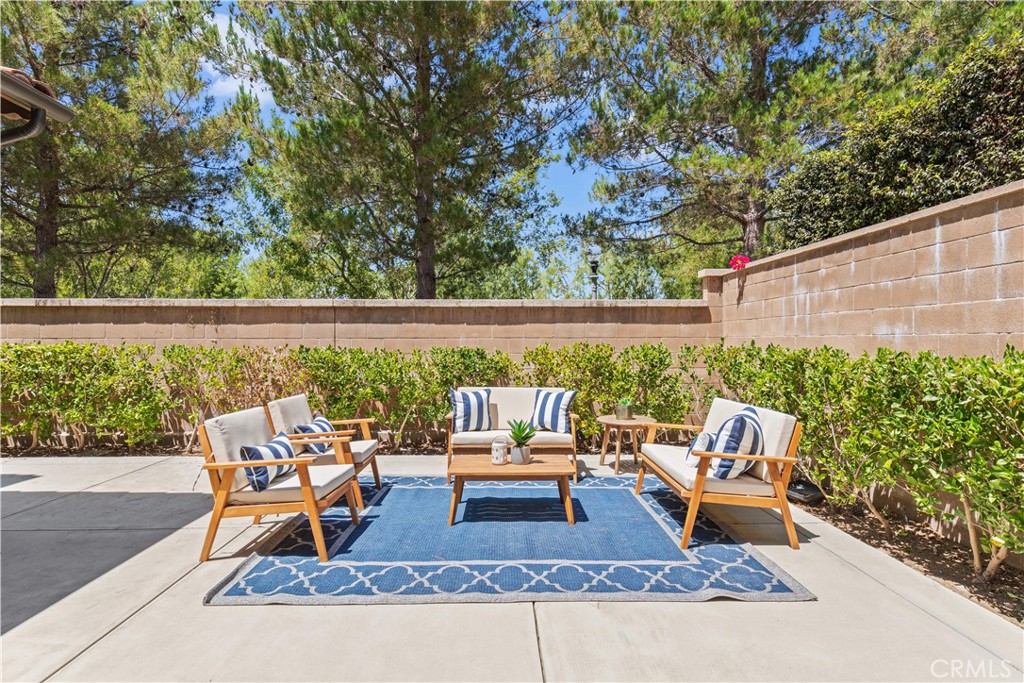 63 Rossmore Property Photo 46