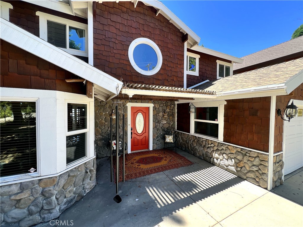 1834 Nob Hill Property Photo 3