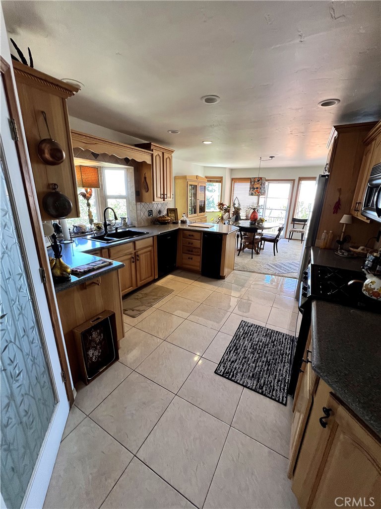 1834 Nob Hill Property Photo 14