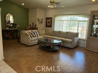 17952 Cherry Street Property Photo 2