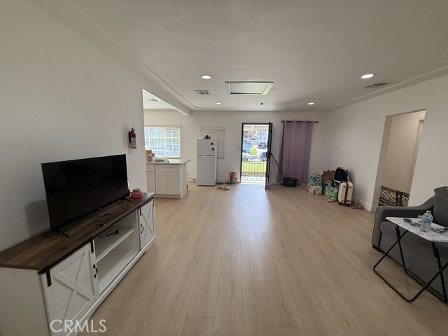 1809 S Stoneman Property Photo 5