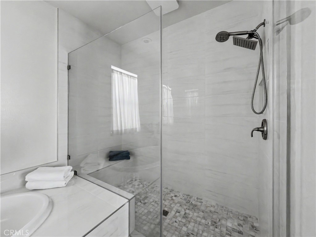 320 Bronze Property Photo 39