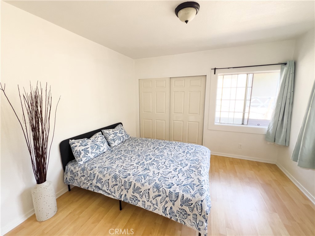 1915 Echo Park Property Photo 6