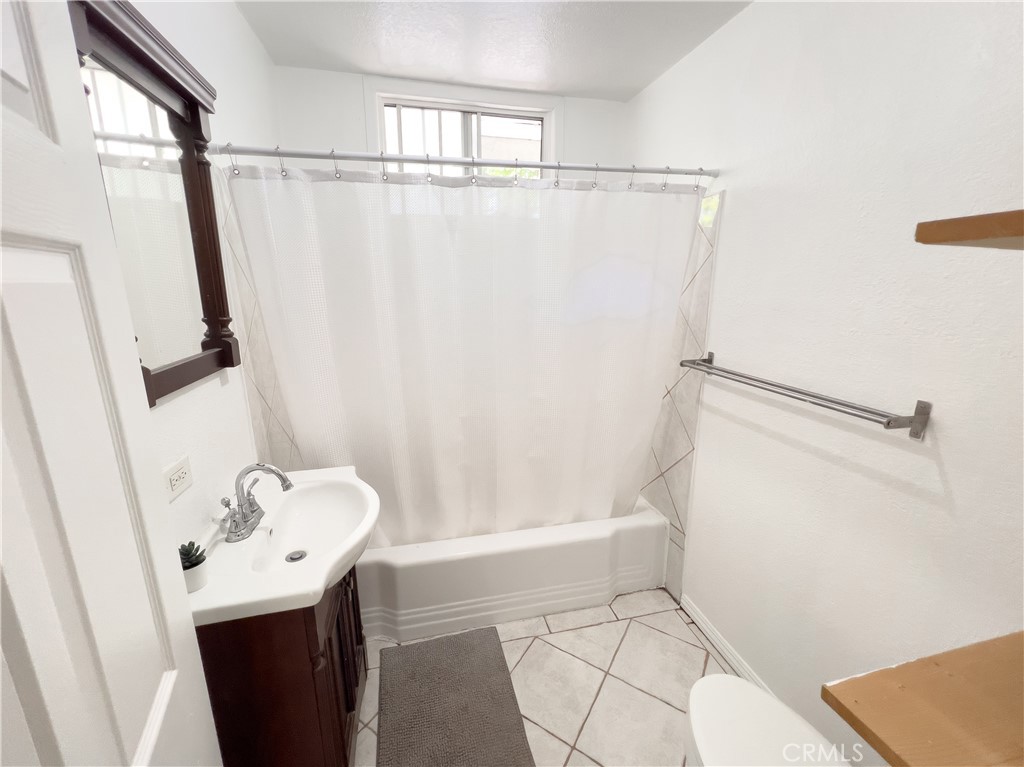 1915 Echo Park Property Photo 13