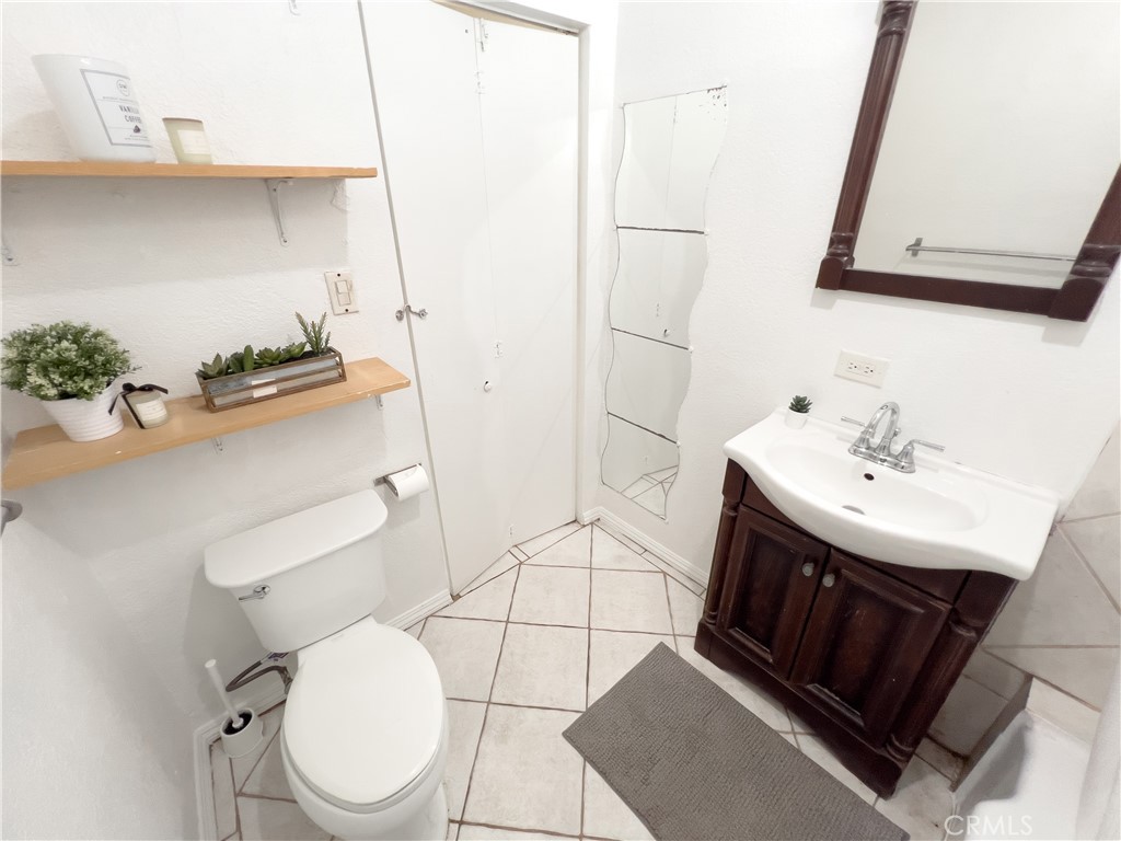 1915 Echo Park Property Photo 14