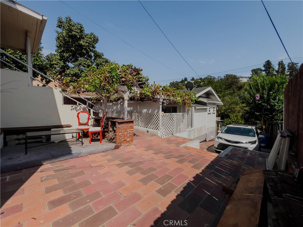 1915 Echo Park Property Photo 20