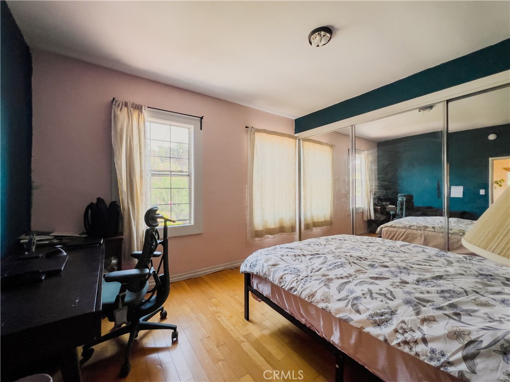 1915 Echo Park Property Photo 26