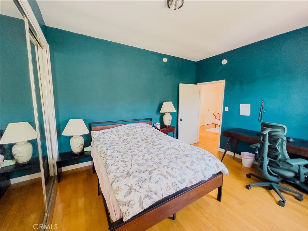 1915 Echo Park Property Photo 27