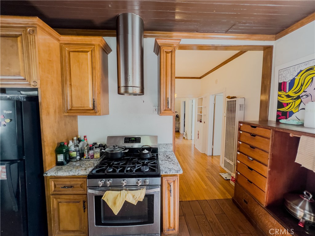 1915 Echo Park Property Photo 39