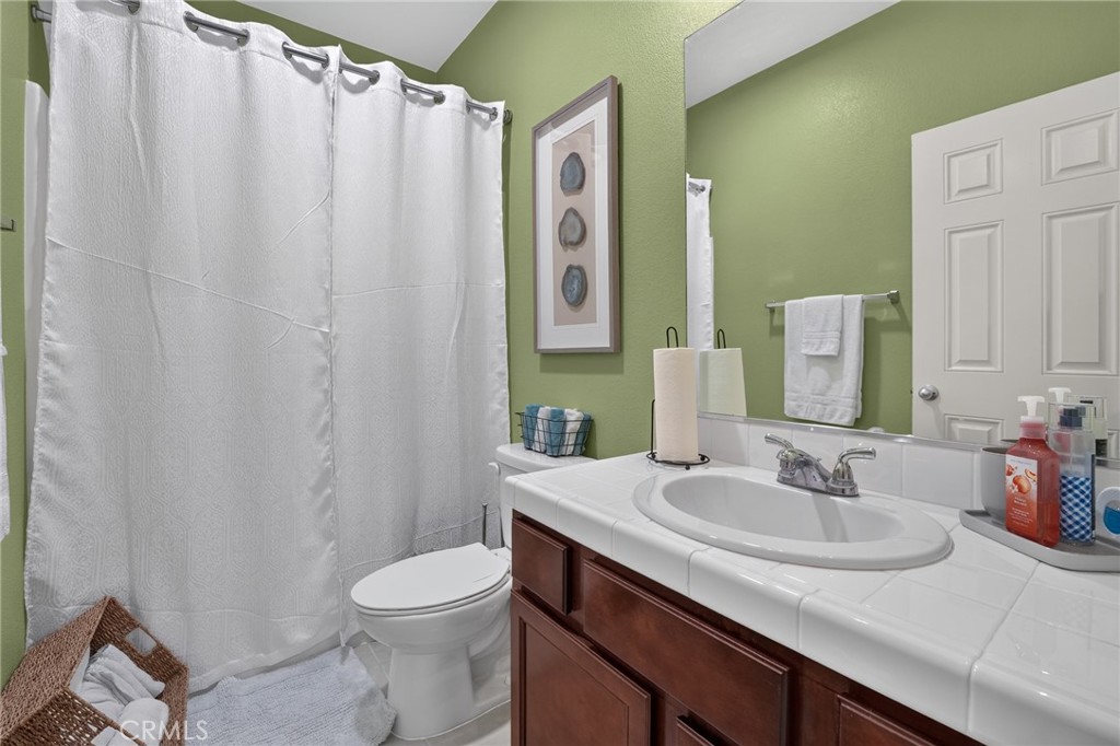 1216 Burgundy Rose Property Photo 9
