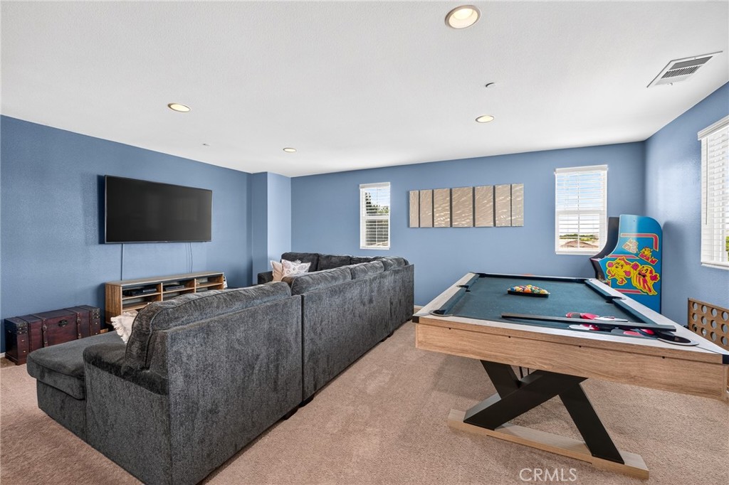 1216 Burgundy Rose Property Photo 10