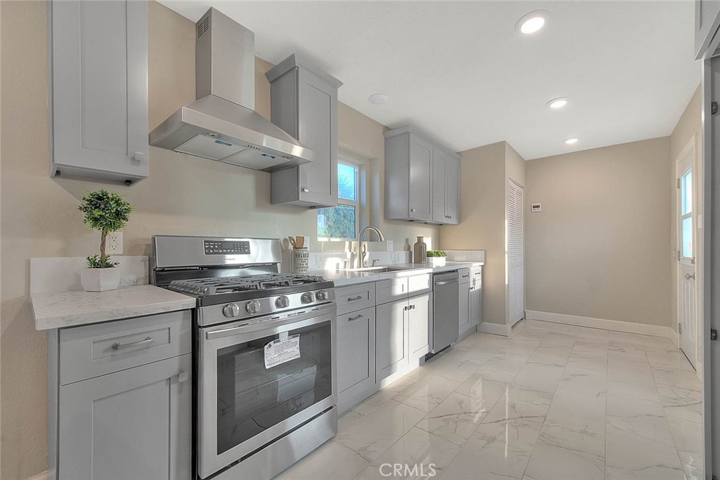 348 Shrode Avenue Property Photo 8