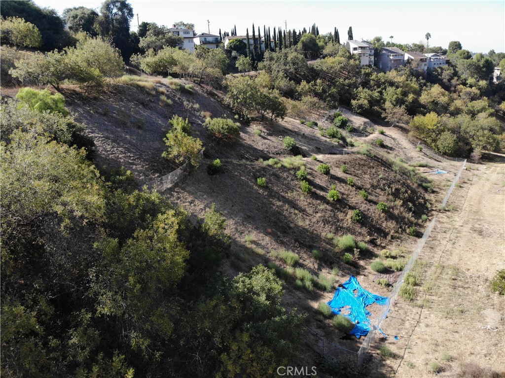 2105 Moss Avenue Property Photo 1