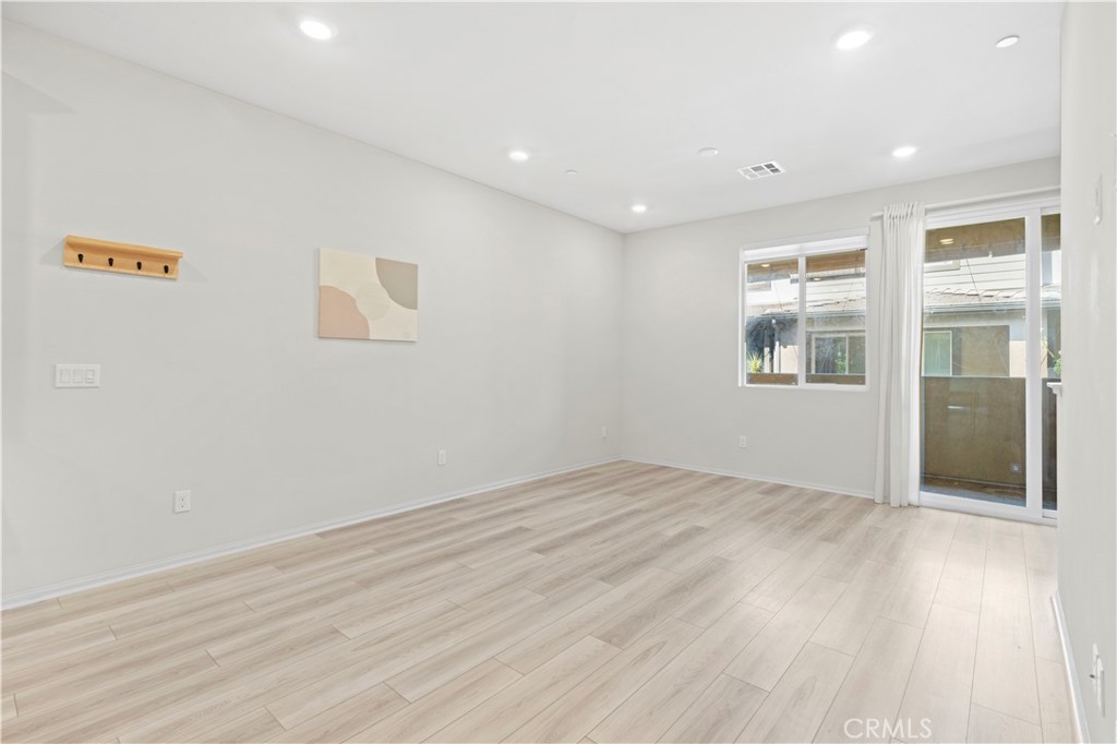 1371 Nimbus Court Property Photo 7