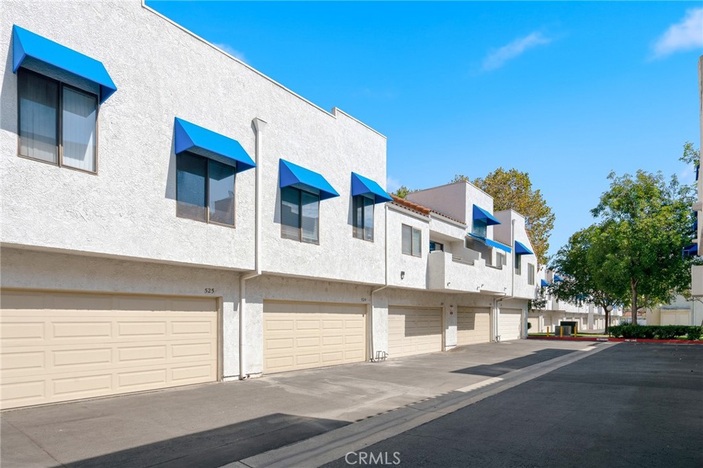 524 Park Shadow Court Property Photo 4
