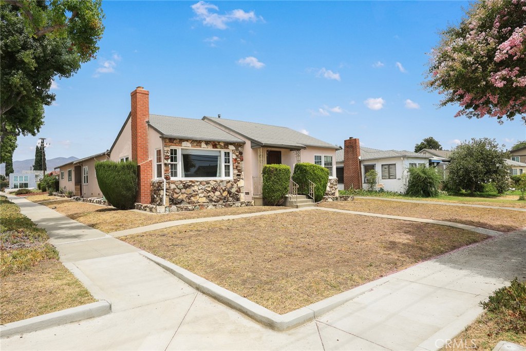 721 723 W Hellman Property Photo 9