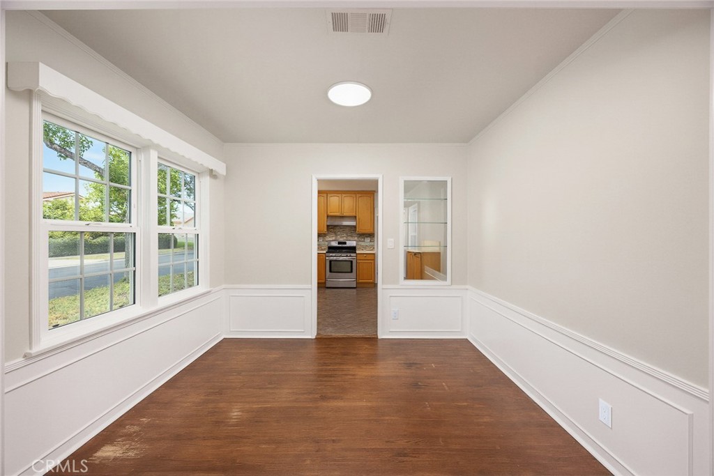 721 723 W Hellman Property Photo 16