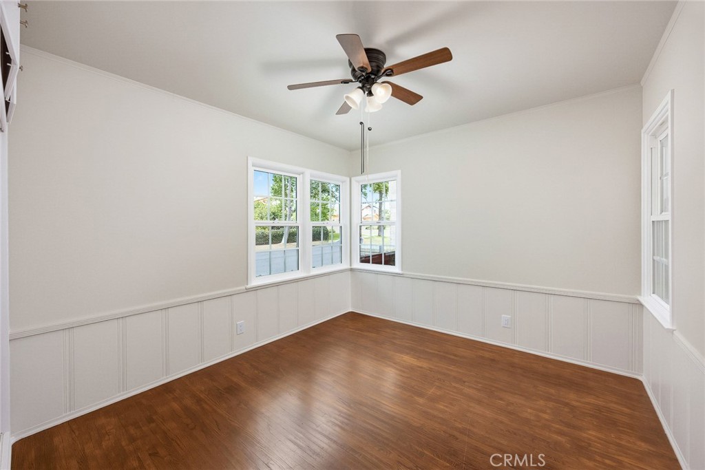 721 723 W Hellman Property Photo 34