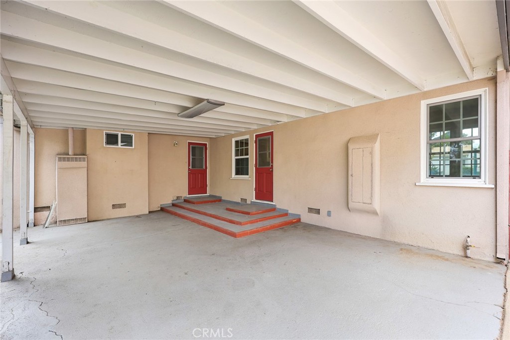721 723 W Hellman Property Photo 38