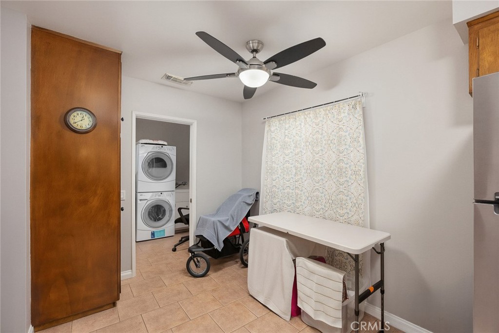 721 723 W Hellman Property Photo 49