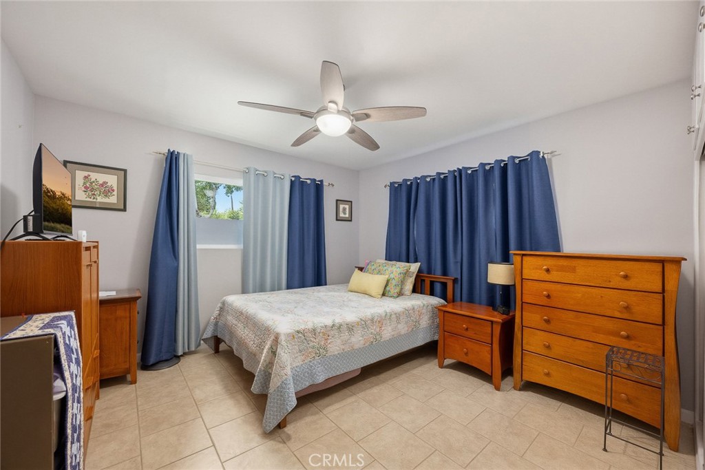 721 723 W Hellman Property Photo 51