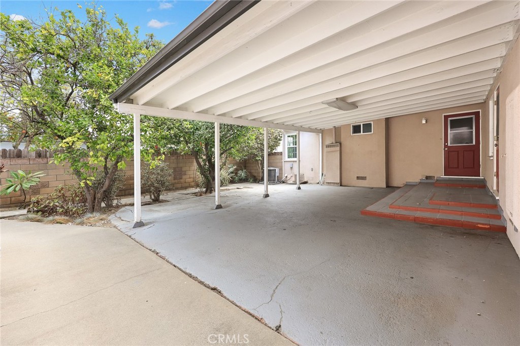 721 723 W Hellman Property Photo 35
