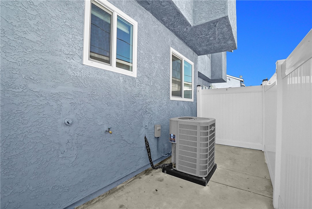 862 W Mines Avenue Property Photo 5