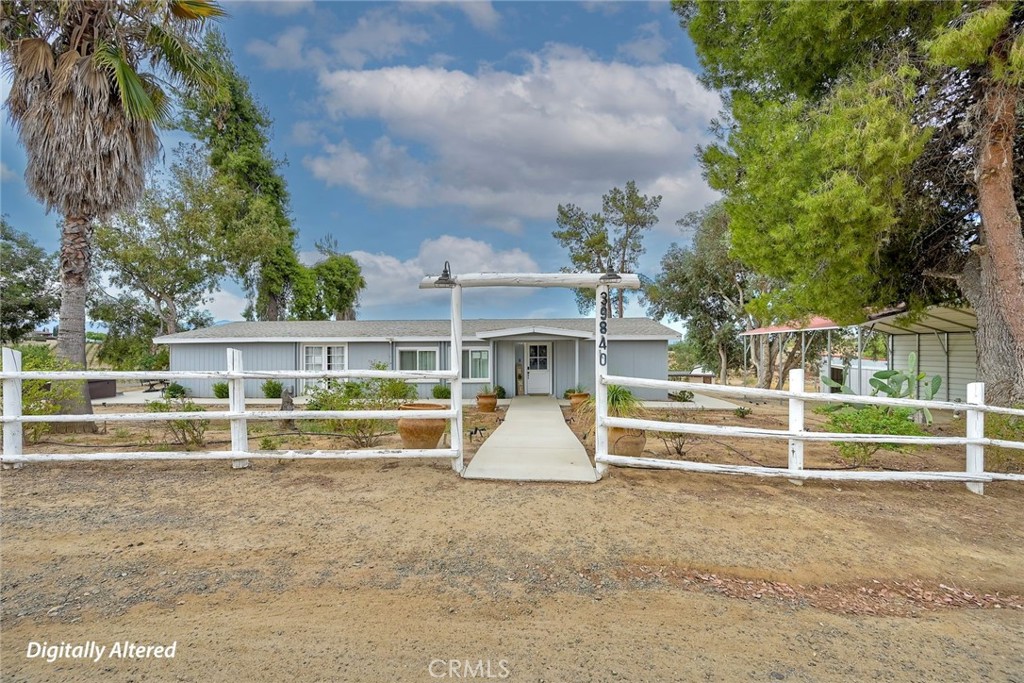 39840 Aladdin Property Photo 2