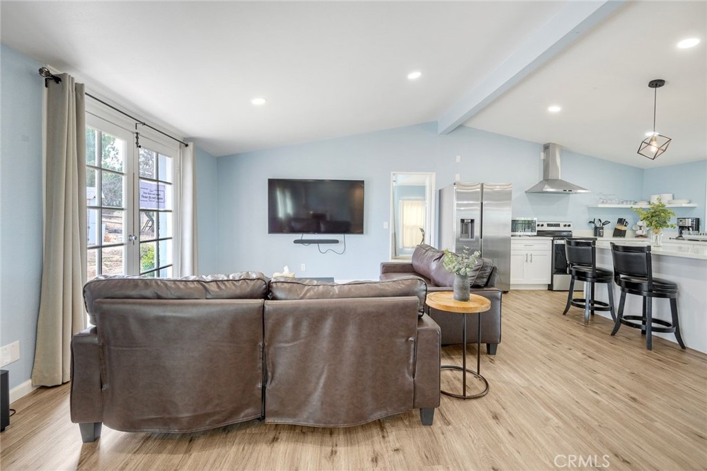 39840 Aladdin Property Photo 8