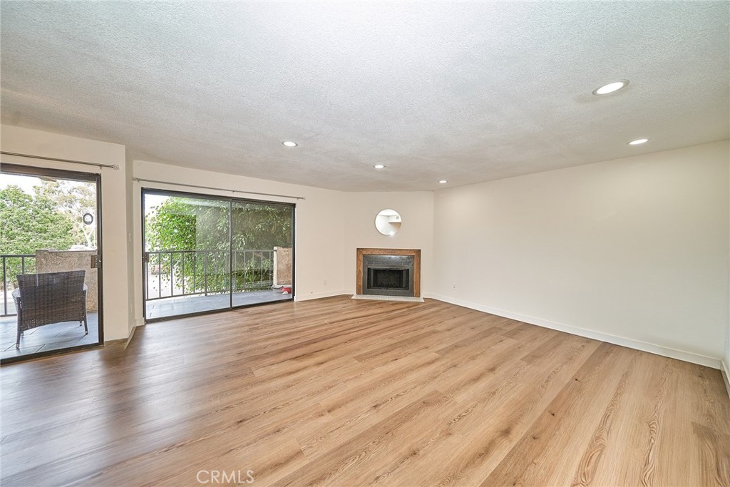 605 Redondo Avenue 203 Property Photo 2