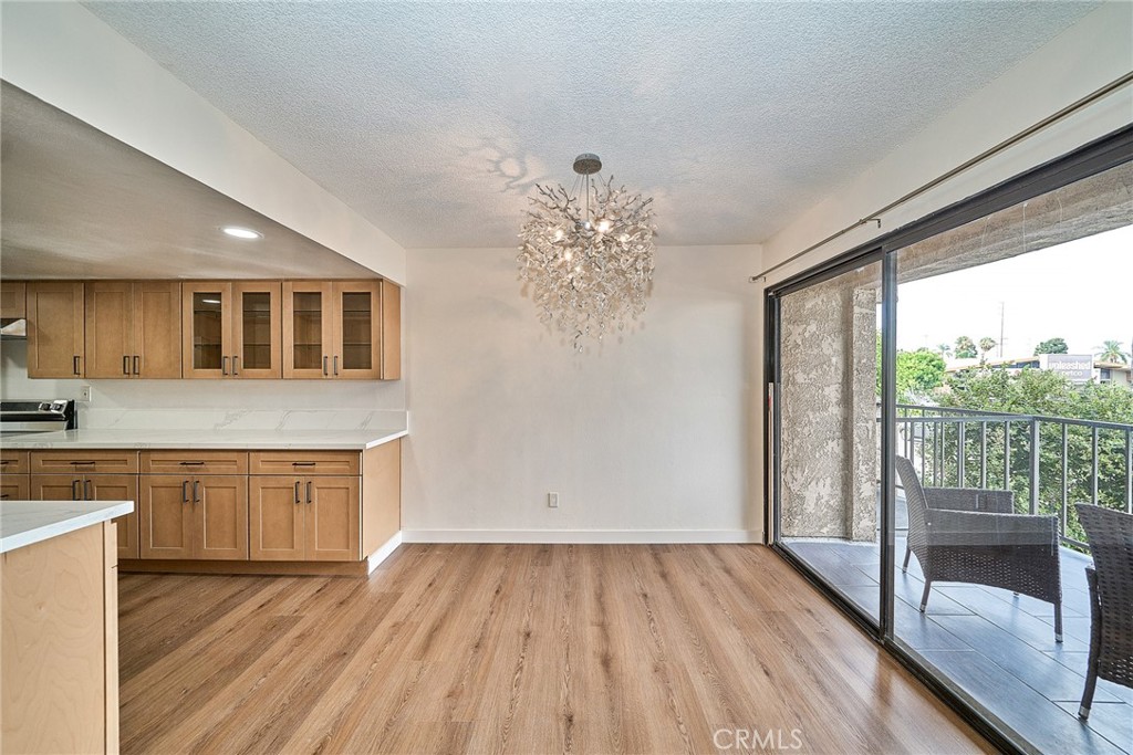 605 Redondo Avenue 203 Property Photo 4